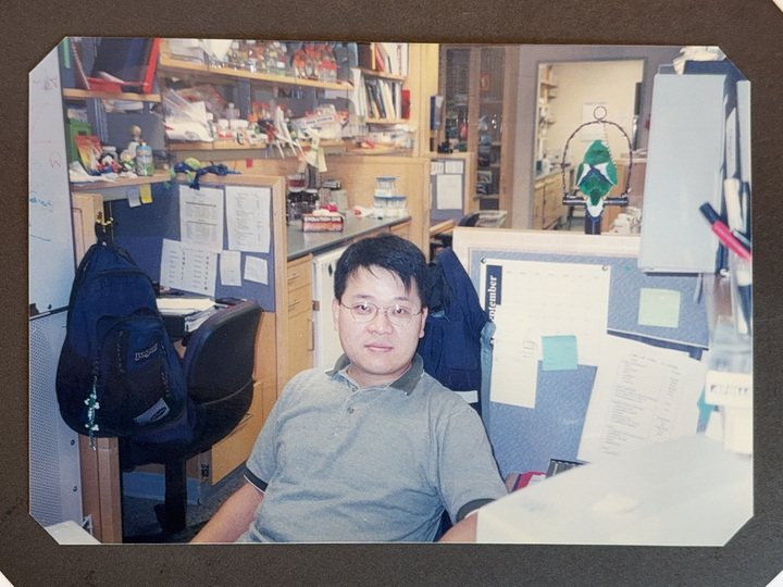Alumnus 34